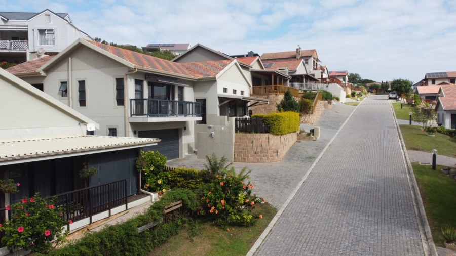  Bedroom Property for Sale in Bergsig Western Cape
